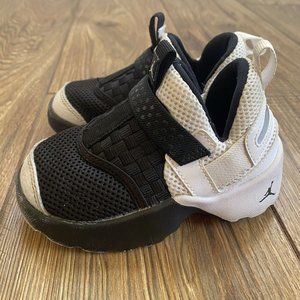 Nike Jordan Trunner LX BT Kids Sneakers Shoes Size 6C Black White
